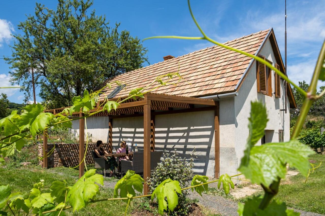 Tagyon Birtok Mandula Apartmanhaz Exterior photo